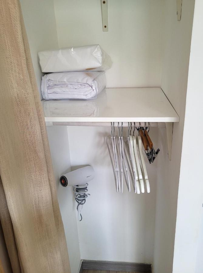 Chambre Climatisee Lit Double Dans Villa - Proche Centre Tramway Montpellier Luaran gambar